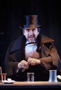Dr Jekyll and Mr Hyde at the Rose Theatre. Photo by Mark Douet _50A2714_preview